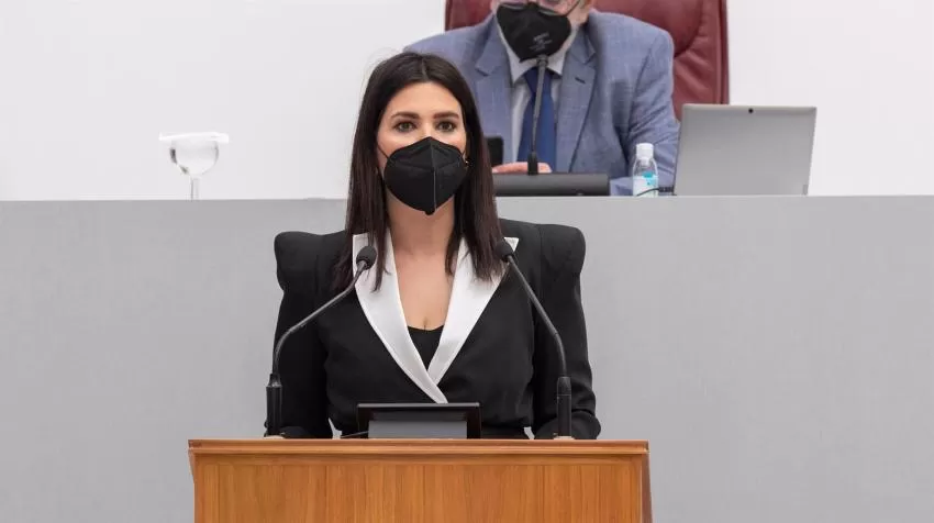 Guardiola pide a Conesa que "deje de ser cómplice de Sánchez y respalde al Gobierno regional en un 'Plan B' jurídico"