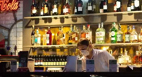 HoyTú y CROEM trabajan para la apertura del interior del ocio nocturno, que aplaza una semana sus protestas