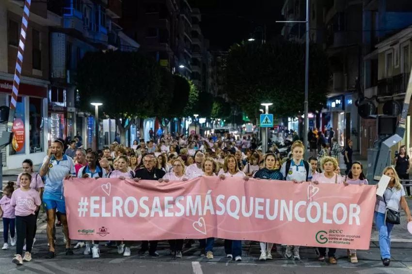 Hozono Global Jairis, un año más presente en la Marcha Contra el Cáncer de Mama