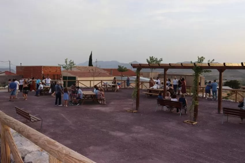 Inaugurado el nuevo mirador de La Paca con el nombre de 'Rosario García Corbalán'