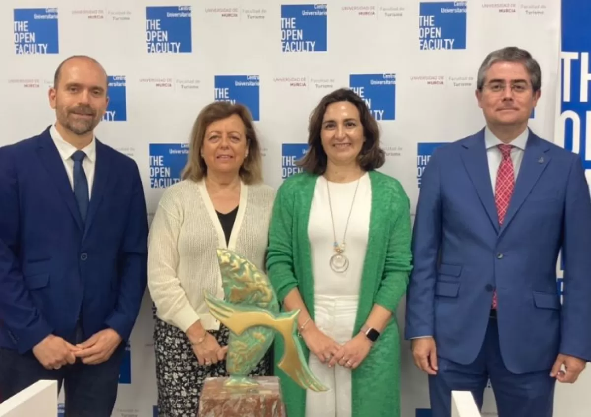 La 51ª Edición de los Premios Paloma de la Facultad de Turismo y Relaciones Internacionales reconoce la labor de FITUR, Ilunion Hotels y la Exposición “La Madre del Verbo”