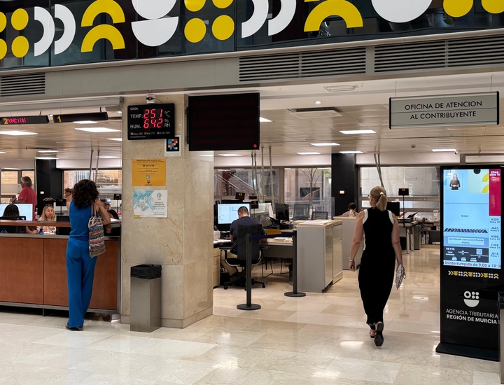 La Agencia Tributaria regional atiende a más de 277.000 contribuyentes en el primer semestre del año