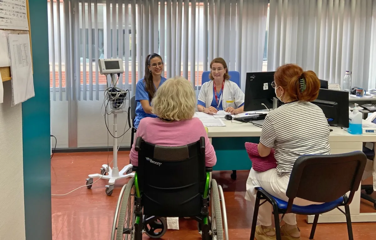 La Arrixaca pone en marcha una consulta de seguimiento para pacientes dados de alta en la UCI