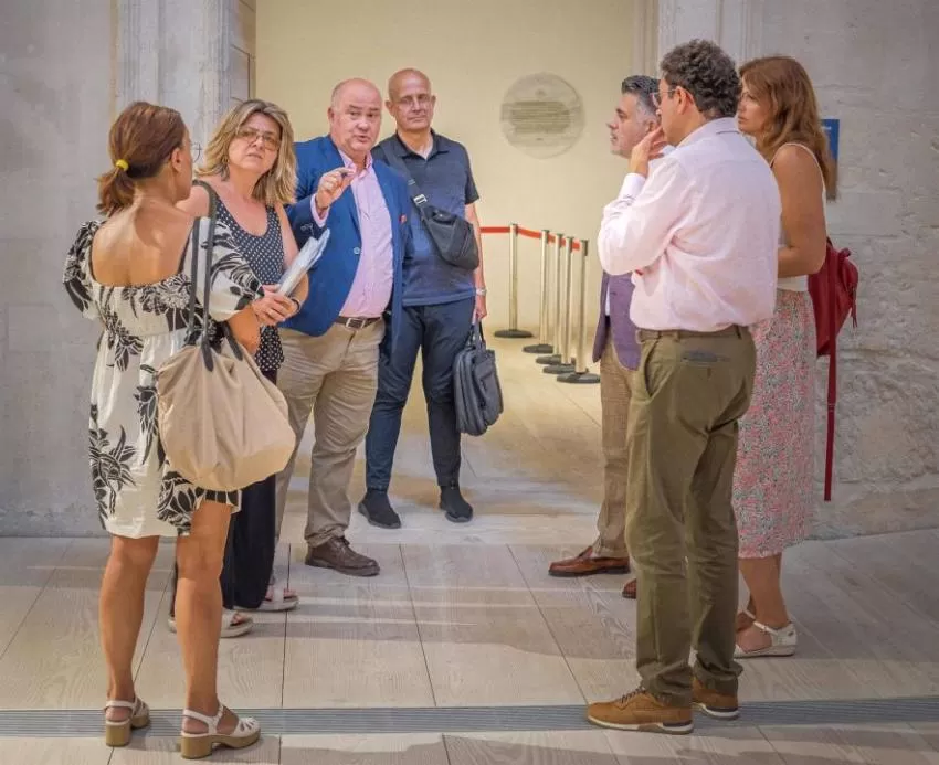 La CARM y Fundación Mediterráneo preparan la muestra 'Cronografías' en la sala de exposiciones de San Esteban