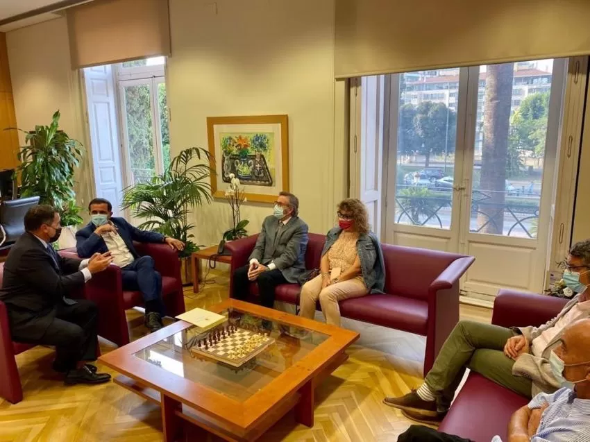 La Casa Regional de Murcia en Barcelona propone el hermanamiento de ambas ciudades