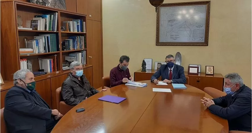 La CHS informa a los vecinos del Llano del Beal sobre la restauración ambiental de las ramblas mineras