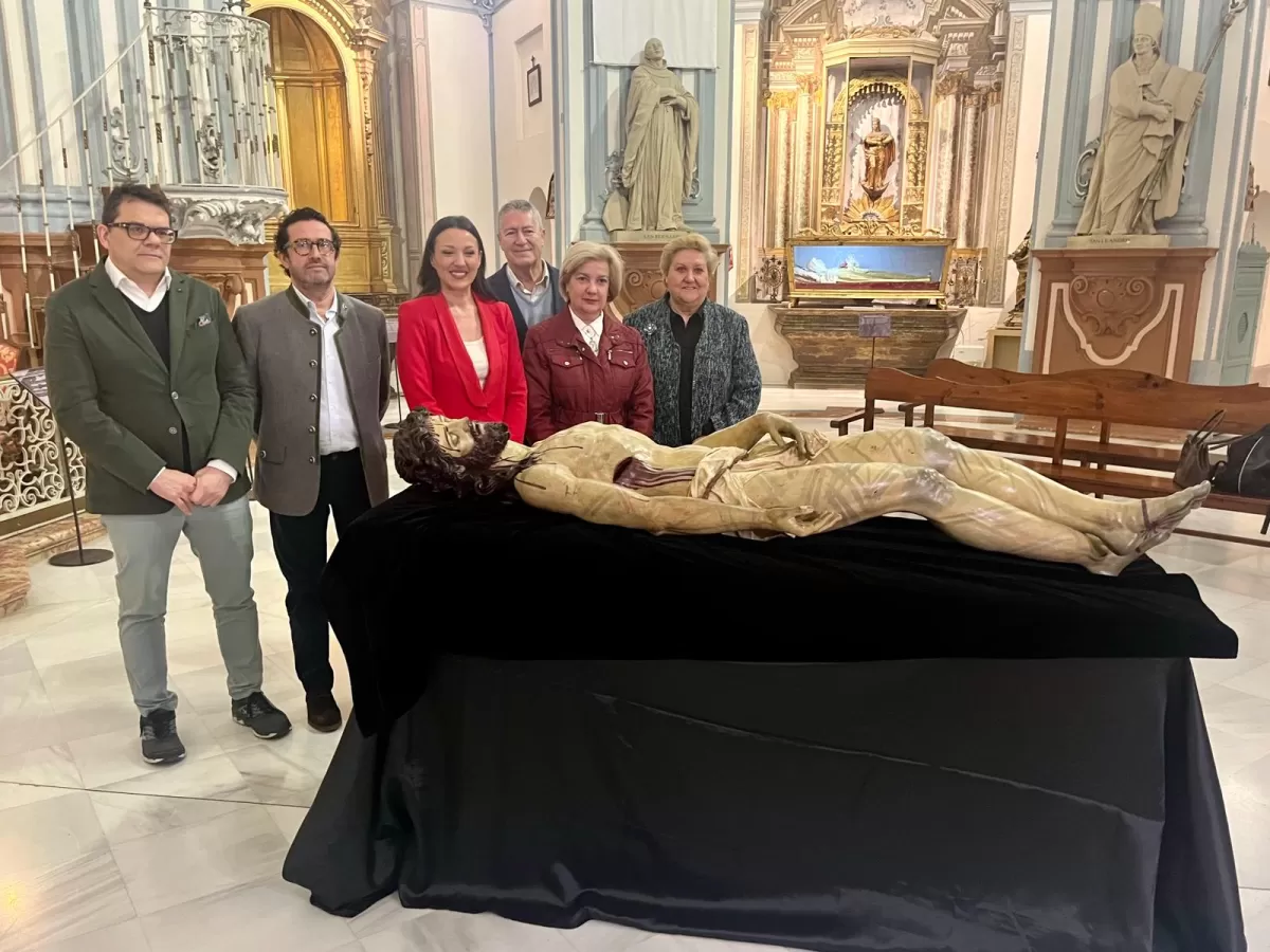 La Comunidad Autónoma restaura la talla procesional del Cristo Yacente de la iglesia de San Juan de Dios
