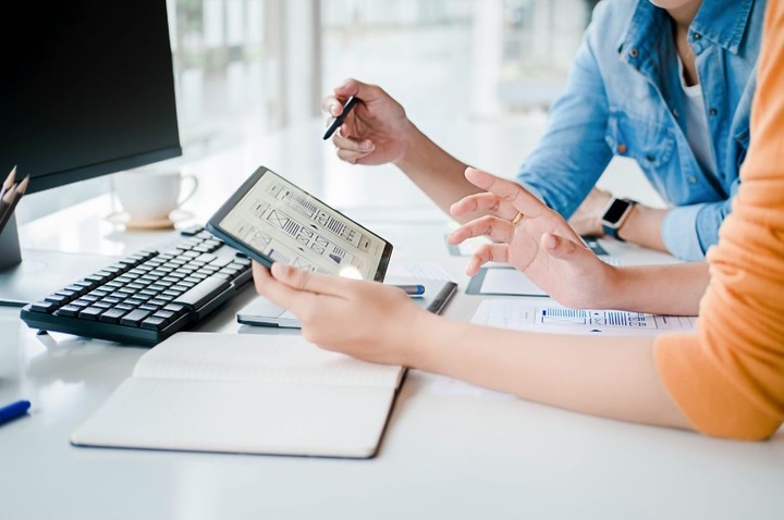 La Comunidad convoca 4,5 millones de euros en ayudas para facilitar formación adaptada al mercado laboral a personas ocupadas