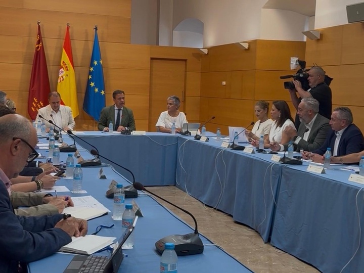 La Comunidad destina 24 millones para obras en los municipios en los próximos dos años