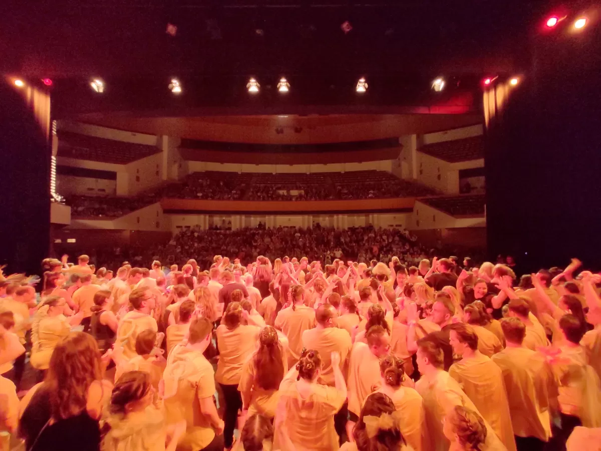 La danza de ASSIDO nos enseña a quitarnos las máscaras con su espectáculo Nudances