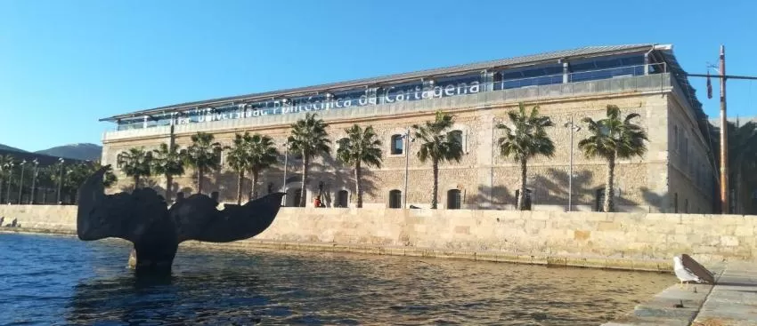 La Facultad de Ciencias de la Empresa celebra este lunes su centenario