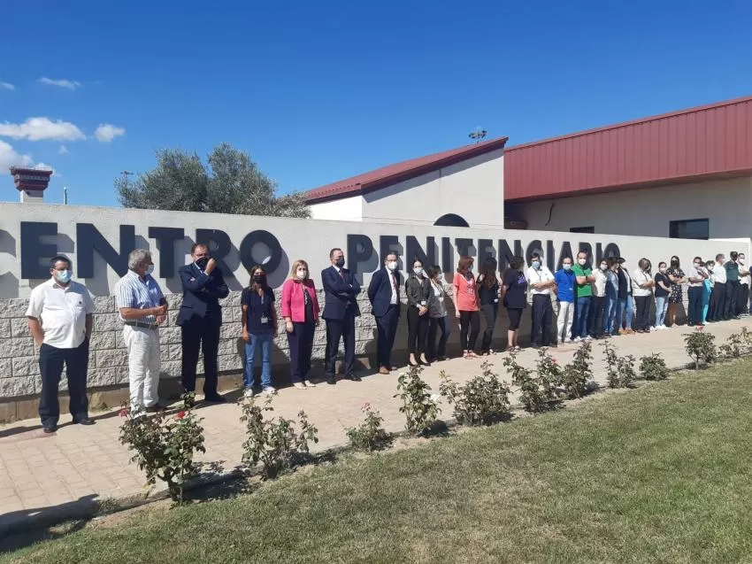 La Guardia Civil detiene a la subdirectora de la prisión de Villena que denunció la agresión de varios encapuchados