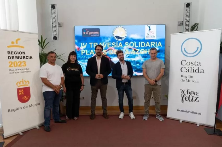 La IV Travesía Solidaria Playas de La Azohía recaudará fondos para la Asociación D'Genes y Fundación Tiovivo