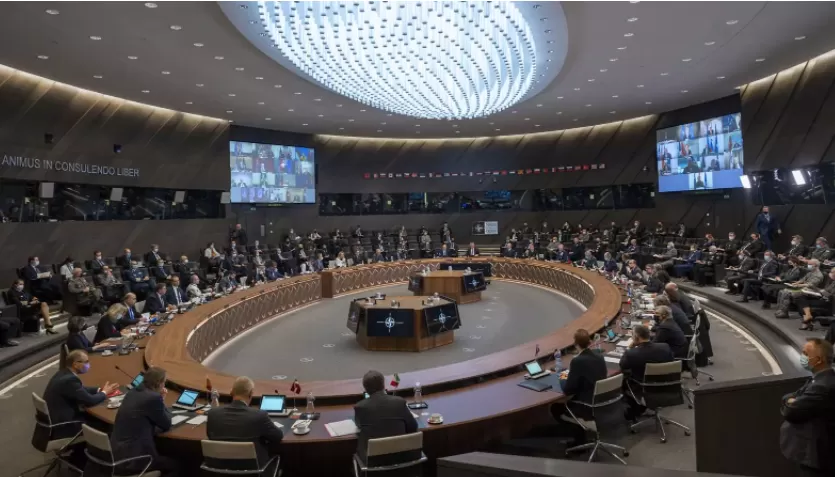 La OTAN evita valorar el ataque ruso contra una base cerca de Polonia y niega tener personal en Ucrania