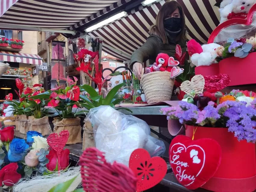 La pandemia dispara las ventas de flores por San Valentín en Murcia