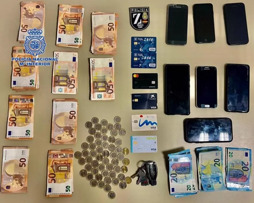 La Policía Nacional detiene en Murcia a tres individuos por falsificar tarjetas bancarias