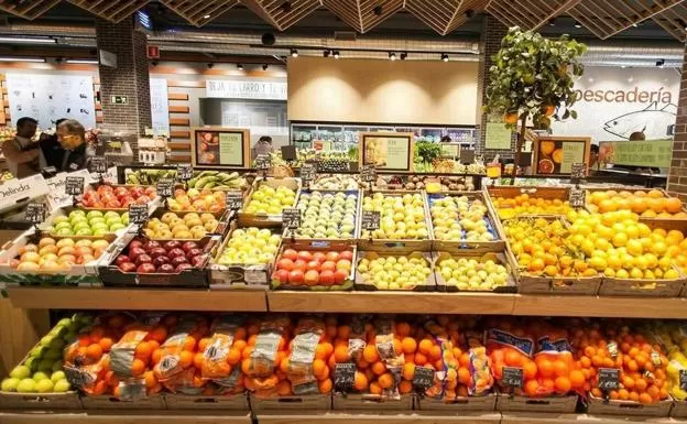 La Región garantiza el abastecimiento de los 800 supermercados de Asumur