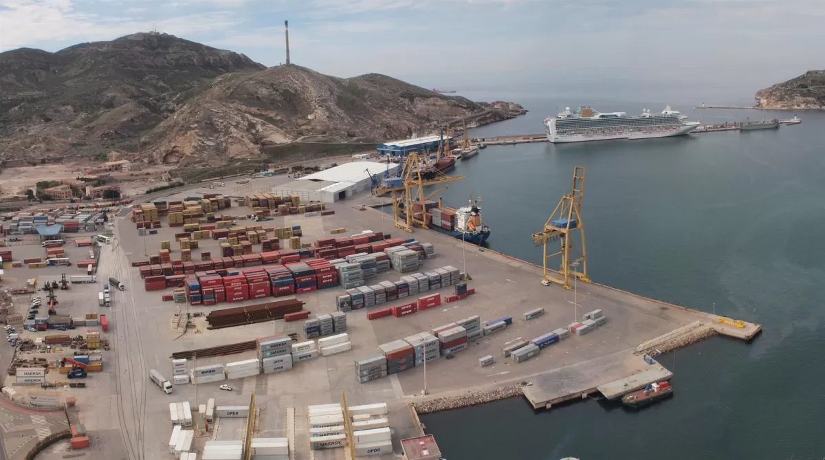 La Región lidera la caída de las importaciones en los primeros ocho meses del año