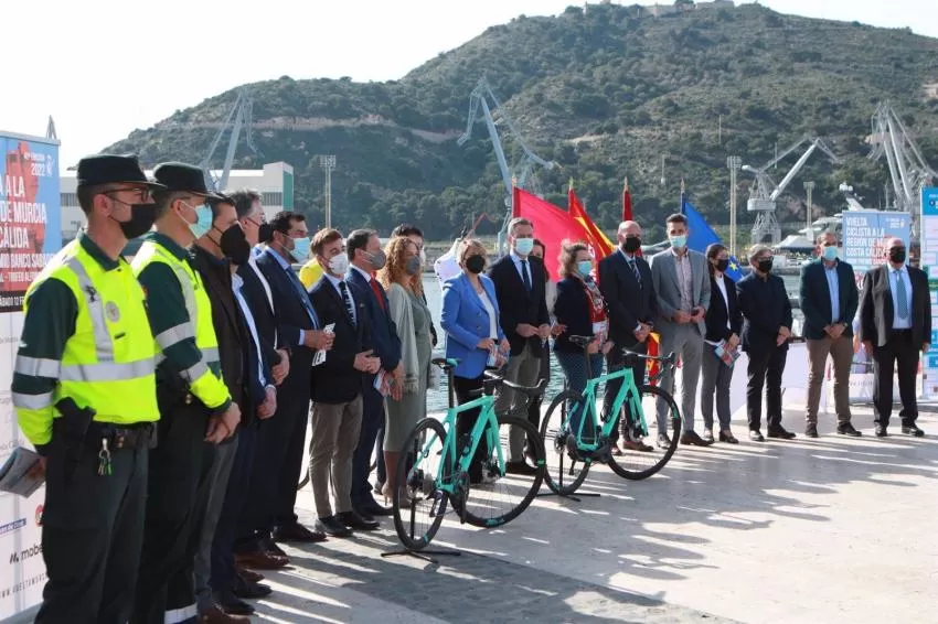 La retransmisión de la Vuelta Ciclista mostrará en 170 países el atractivo turístico de la Región