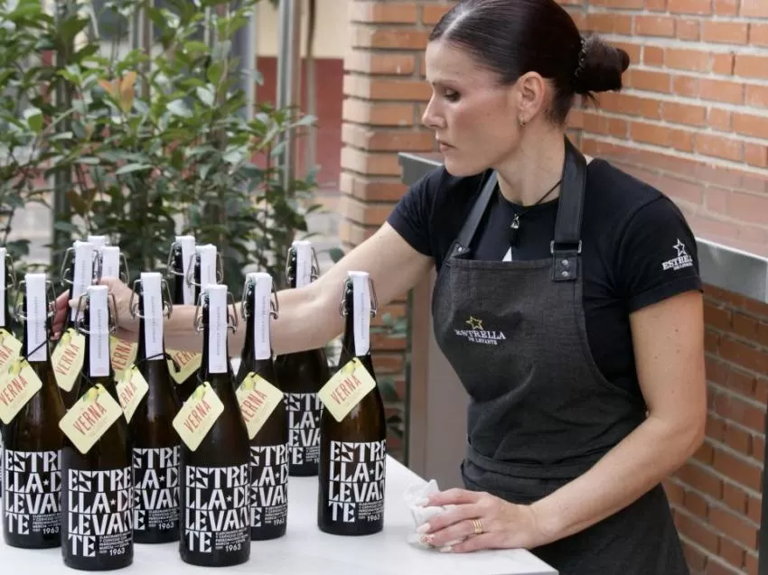 La Sala de Catas de Estrella de Levante acoge una jornada de puertas abiertas este lunes
