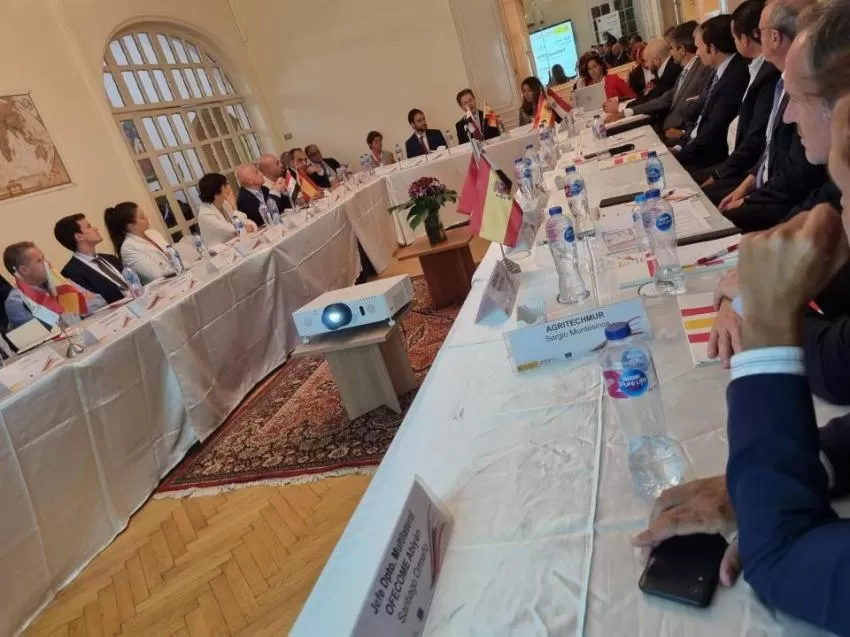 La tecnología agraria regional muestra su potencial en un foro internacional en El Cairo