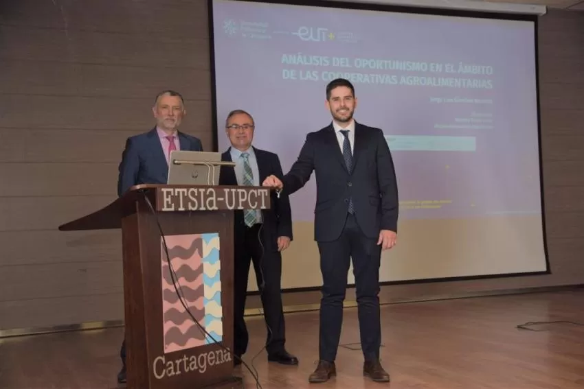 Las cooperativas agroalimentarias contrarrestan el poder de negociación de clientes y proveedores, según tesis de UPCT