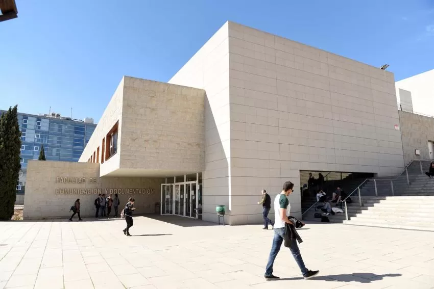 Las Facultades de Ciencias del Trabajo y Comunicación y Documentación de la UMU obtienen la Acreditación Institucional