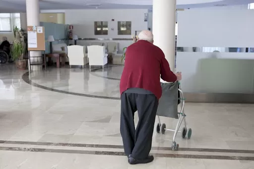 Las visitas de familiares vuelven este sábado a las residencias de mayores y personas con discapacidad