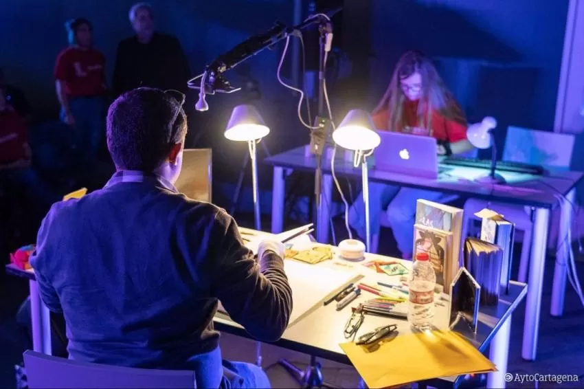 'Libreta Mandarache' de Cartagena organiza una sesión de escritura en vivo con 12 jóvenes autoras