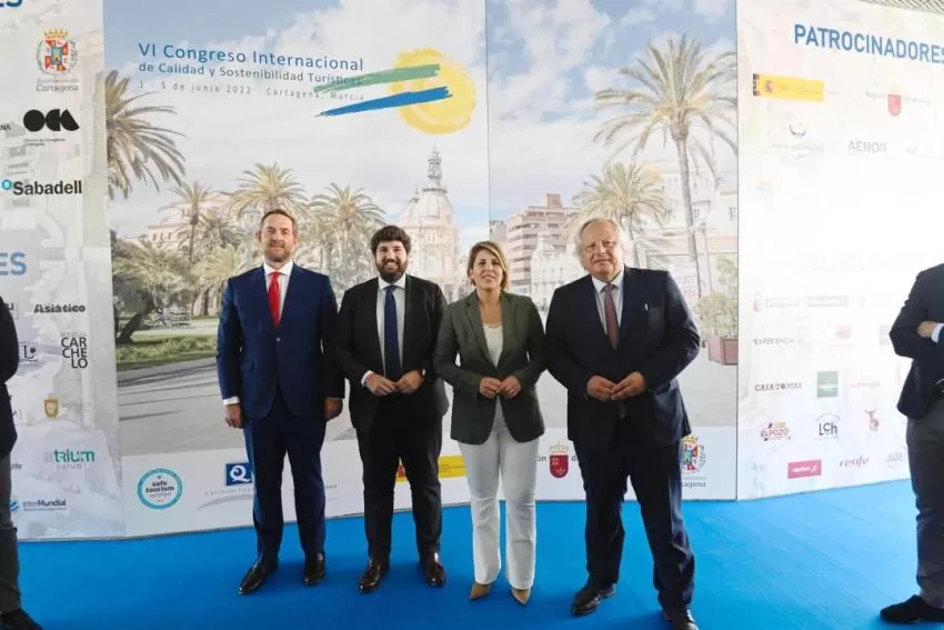 López Miras inaugura el congreso internacional que convierte a Cartagena en "capital mundial del turismo"