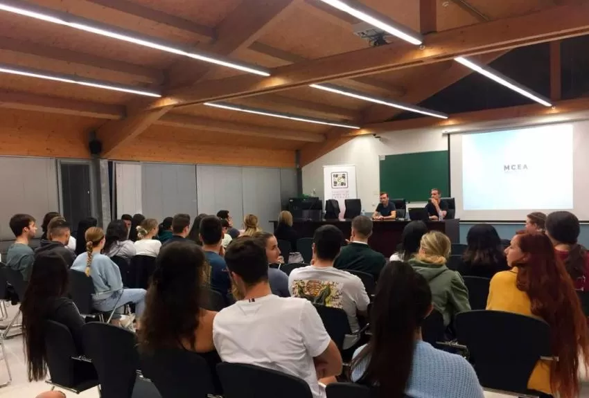 Los hábitos poblaciones y el paisaje, factores clave que marcan el éxito del diseño y la arquitectura