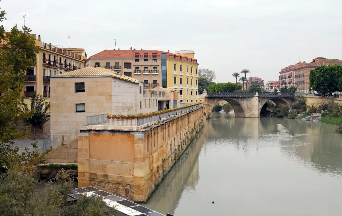Los niños murcianos aprenderán a realizar figuras del Belén en Los Molinos del Río