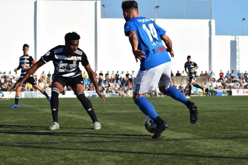 El Mar Menor sube a 2ª RFEF tras empatar con el Cartagena B