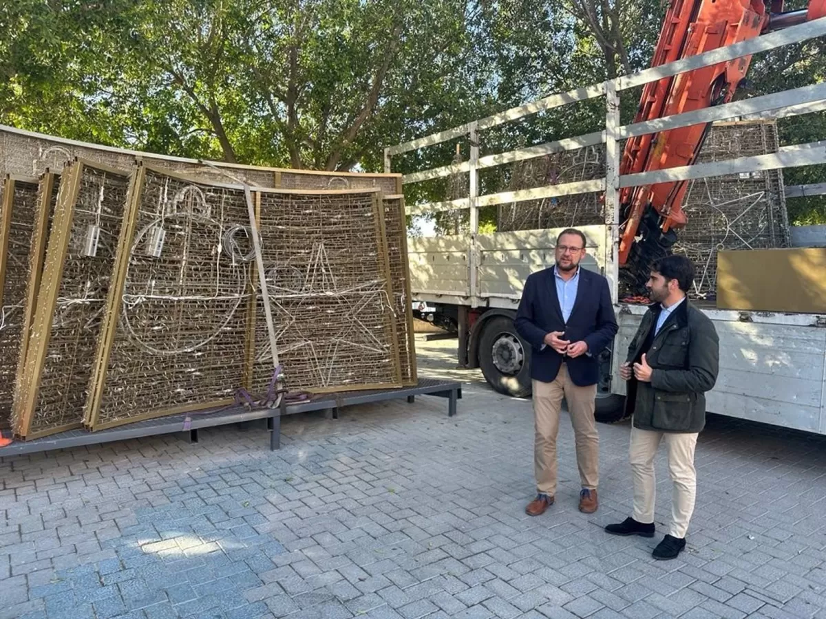 Más de 7 millones de bombillas y 1.300 elementos luminosos iluminarán Murcia durante la Navidad