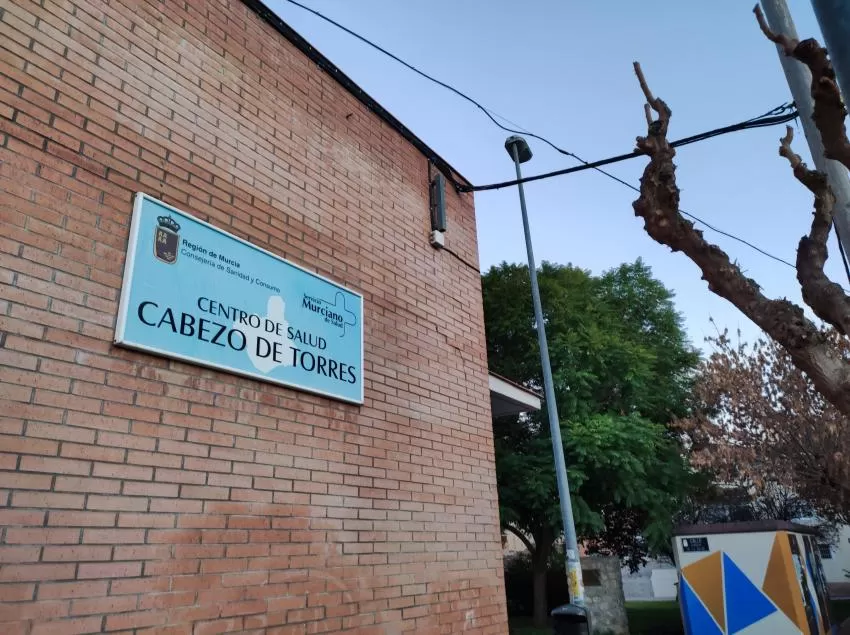 Más de la mitad de los centros de salud de la Región, en nivel rojo por el ascenso de contagios