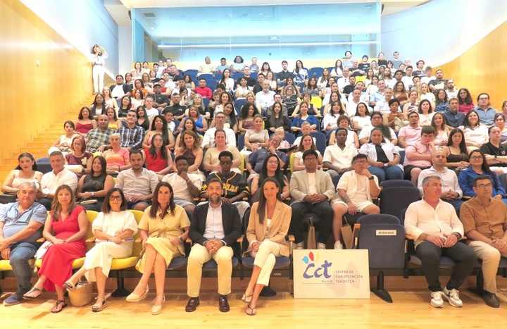 Más del 80 por ciento de los alumnos del CCT encuentran trabajo en menos de tres meses
