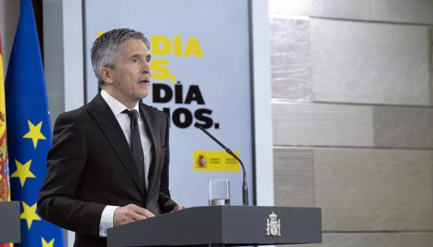 Metro de Madrid: el reparto de mascarillas solo en 16 estaciones