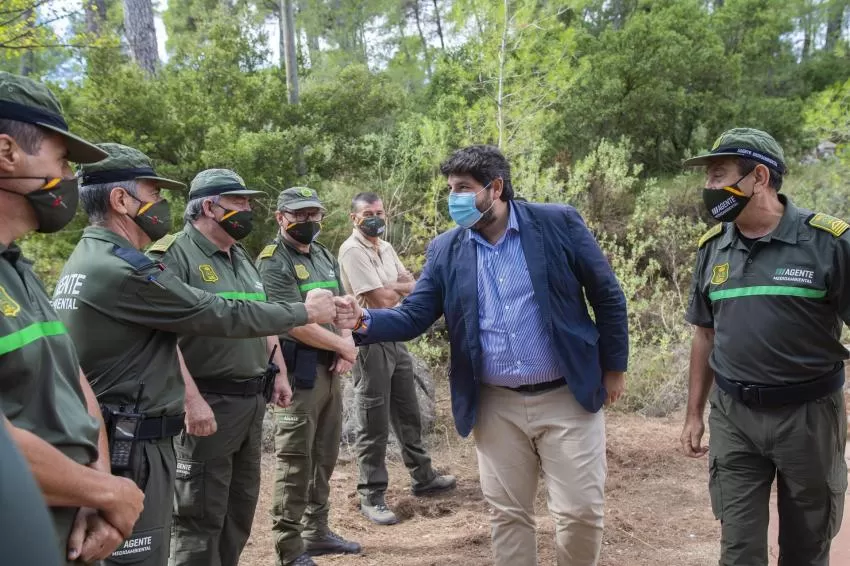 Miras destaca los "18 millones invertidos en reforestar más de 6.000 hectáreas para evitar la desertificación"
