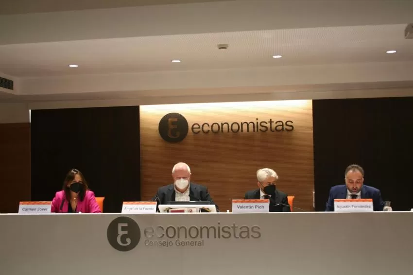 Murcia, Valencia y Andalucía, las comunidades peor financiadas, según los economistas