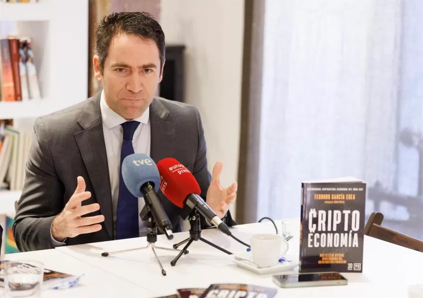 García Egea anuncia la renuncia a su escaño en el Congreso, un año después de la crisis de PP