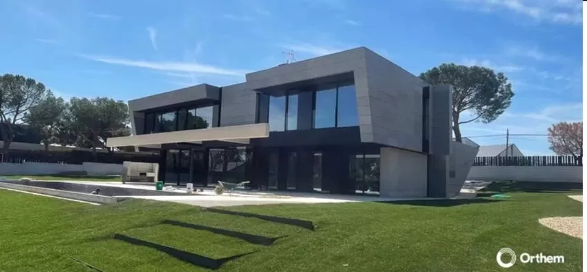 Orthem construye una vivienda de lujo domotizada diseñada por Joaquín Torres y Rafael Llamazares en Boadilla del Monte