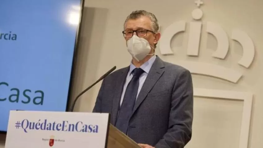 Pedreño pide "prudencia" para consolidar la "tendencia descendente" de la curva epidemiológica