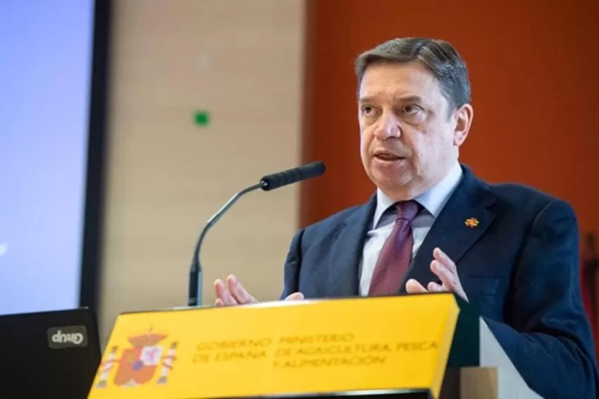 Planas afirma que "hay que tomar nota" de la manifestación del mundo rural y "seguir trabajando juntos"