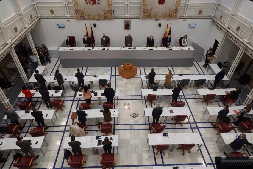 PP, Cs y un diputado de VOX aprueban el techo de gasto para 2021 que alcanza los 5.378,5 millones, unos 600 millones más