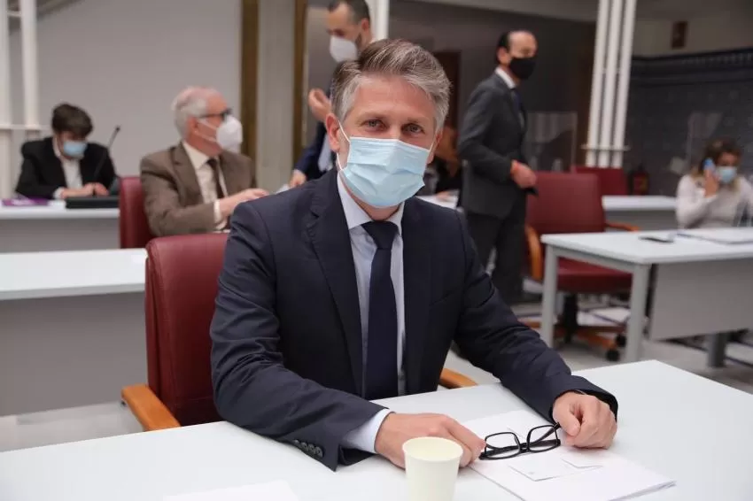 PP: "Educación no se mantiene con los anuncios fantasma del Gobierno de Sánchez"