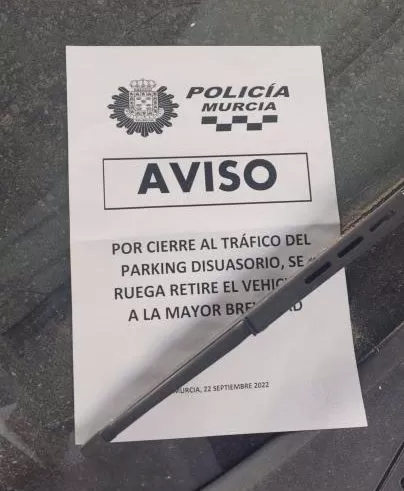Prohibido estacionar en el aparcamiento de Barriomar bajo la autovía a partir de este lunes