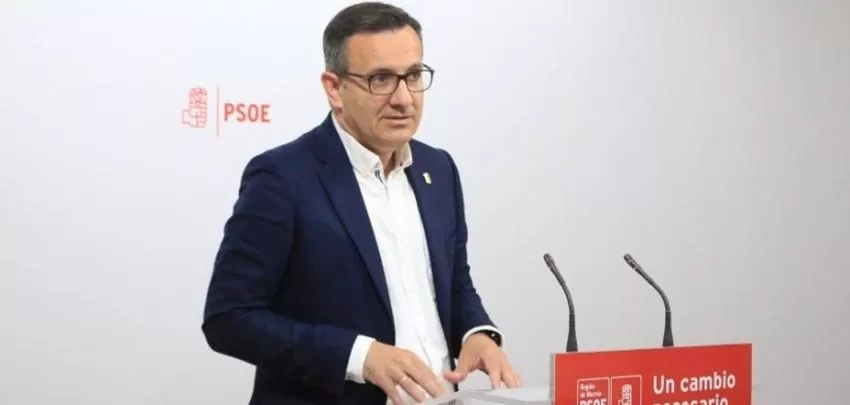 PSOE acusa a López Miras de "eludir responsabilidades" y centrar la atención en el Gobierno de Pedro Sánchez