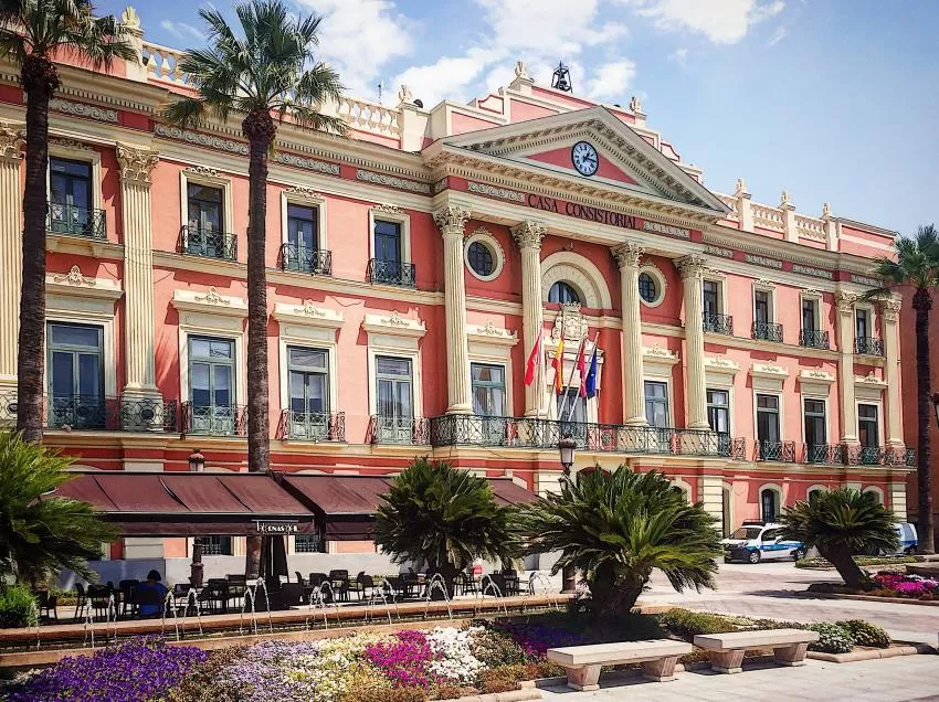 PSOE afirma que el decreto ley para justificar las subvenciones de los ayuntamientos es "consecuencia del despilfarro"