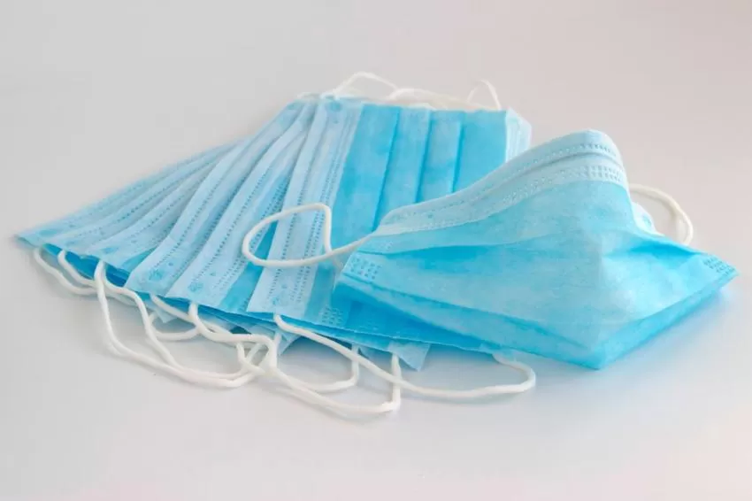 El Gobierno rebajará del 21% al 4% el IVA de las mascarillas