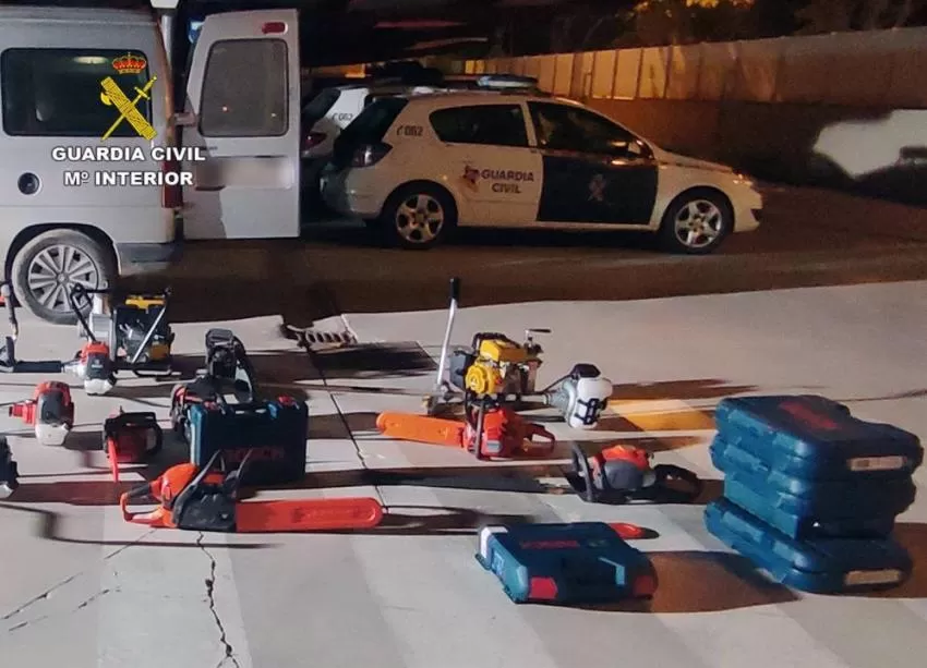 Esclarecen un robo cometido mediante butrón en una empresa de Cartagena